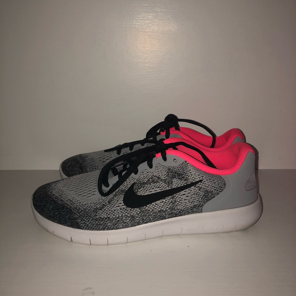 Nike free runs